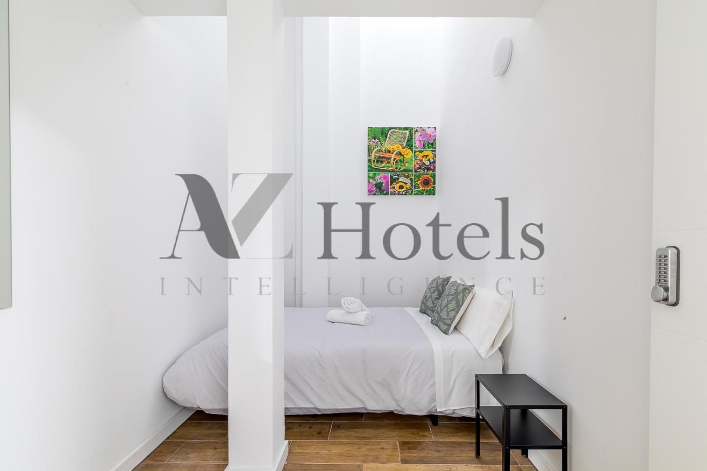 Ayz Luis Cabrera-Auto Check-In Property Madrid Ngoại thất bức ảnh