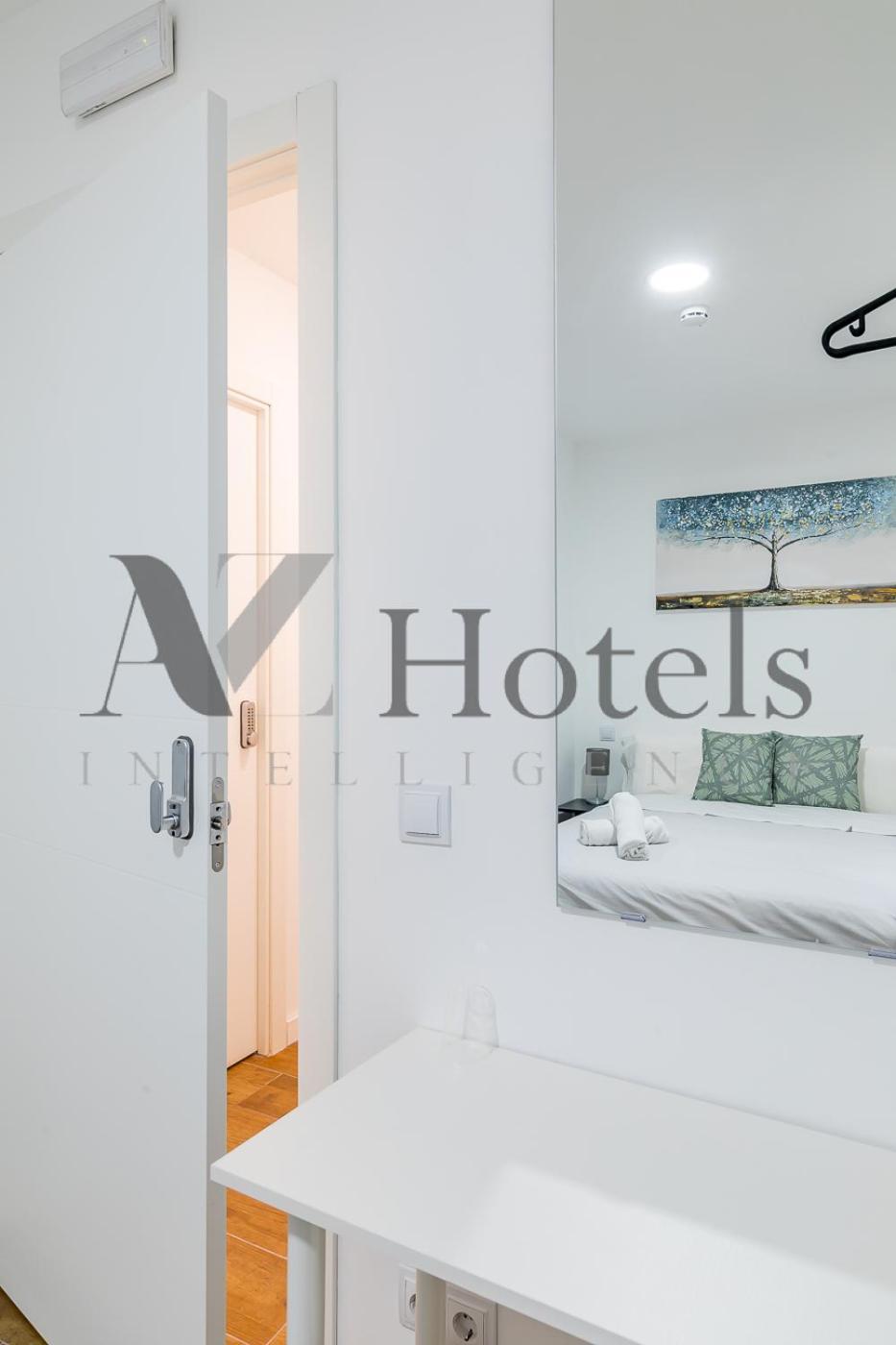 Ayz Luis Cabrera-Auto Check-In Property Madrid Ngoại thất bức ảnh